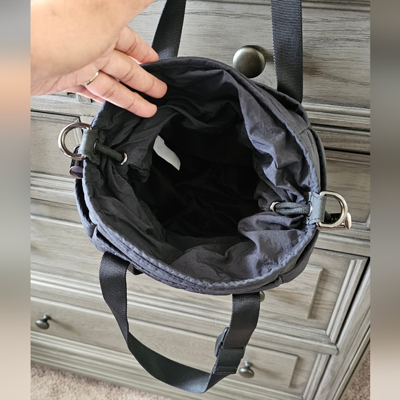 Lululemon Crossbody Bag - Picture 9 of 12